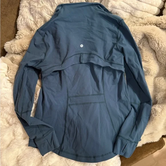 Lululemon Define Jacket
Green Jasper size 10 - Picture 6 of 11